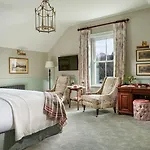 Castle Hotel 4*
